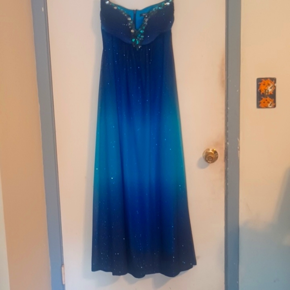 Onyx size 5 formal gown